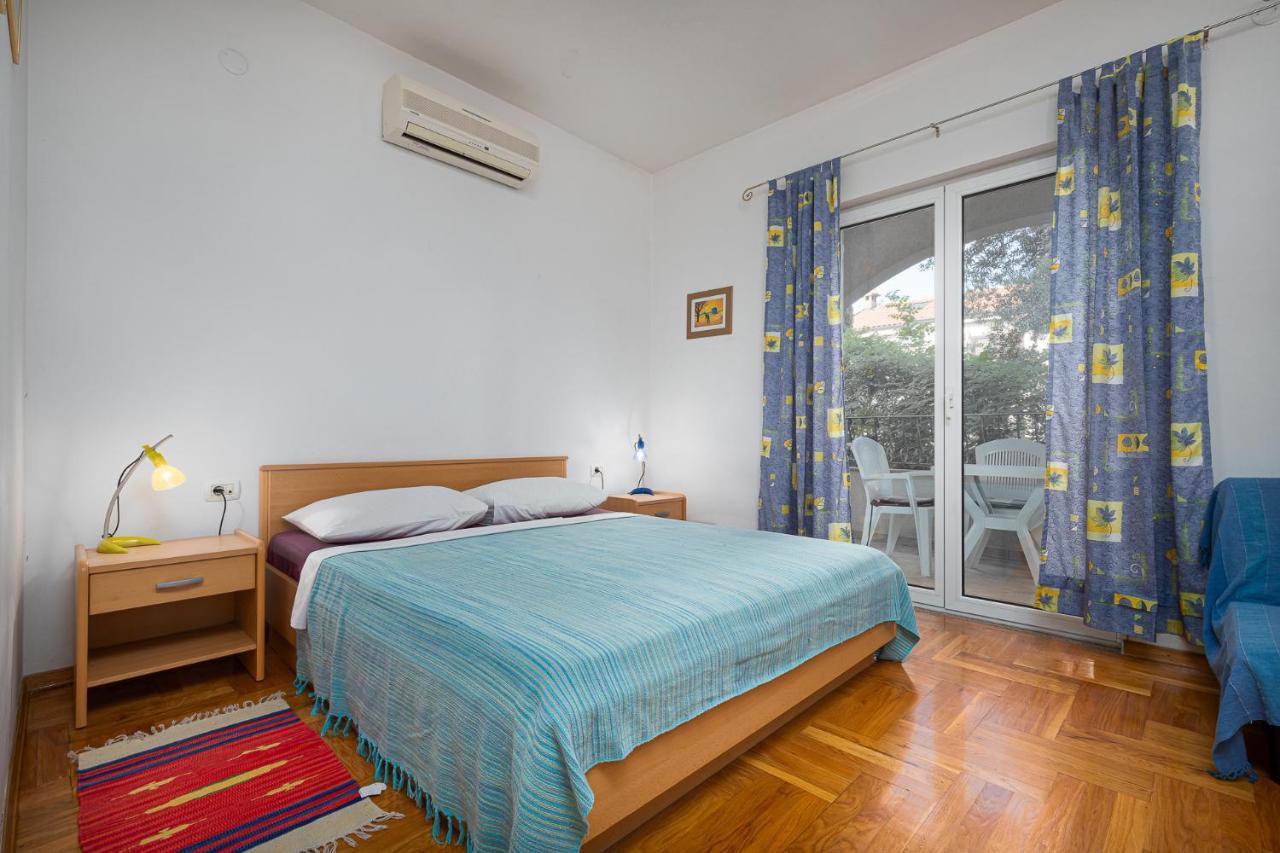 House Laura 200M From The Beach And The Center Apartment Porec Exterior photo
